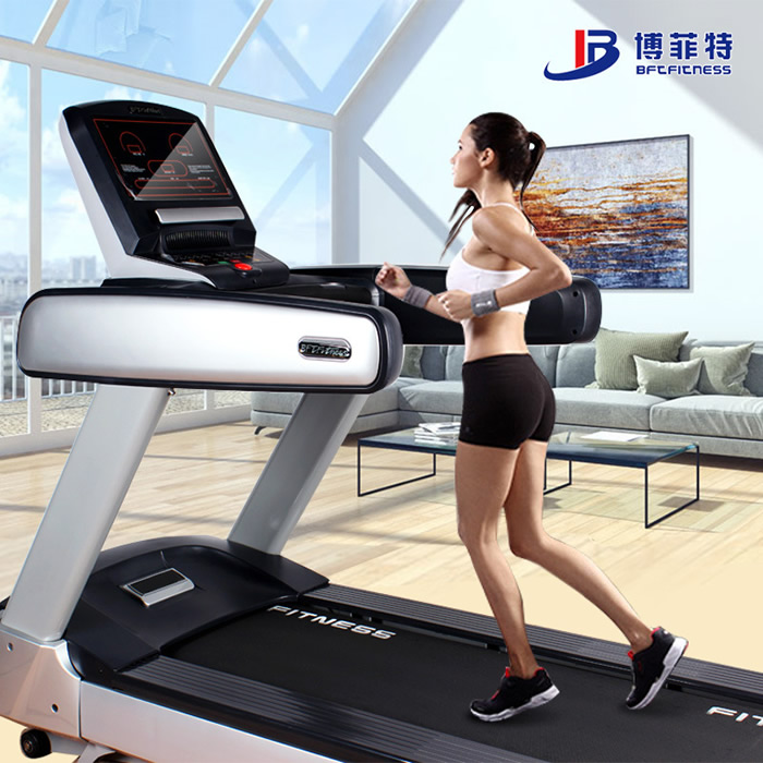 試用跑步機(jī)先試后買(mǎi)
